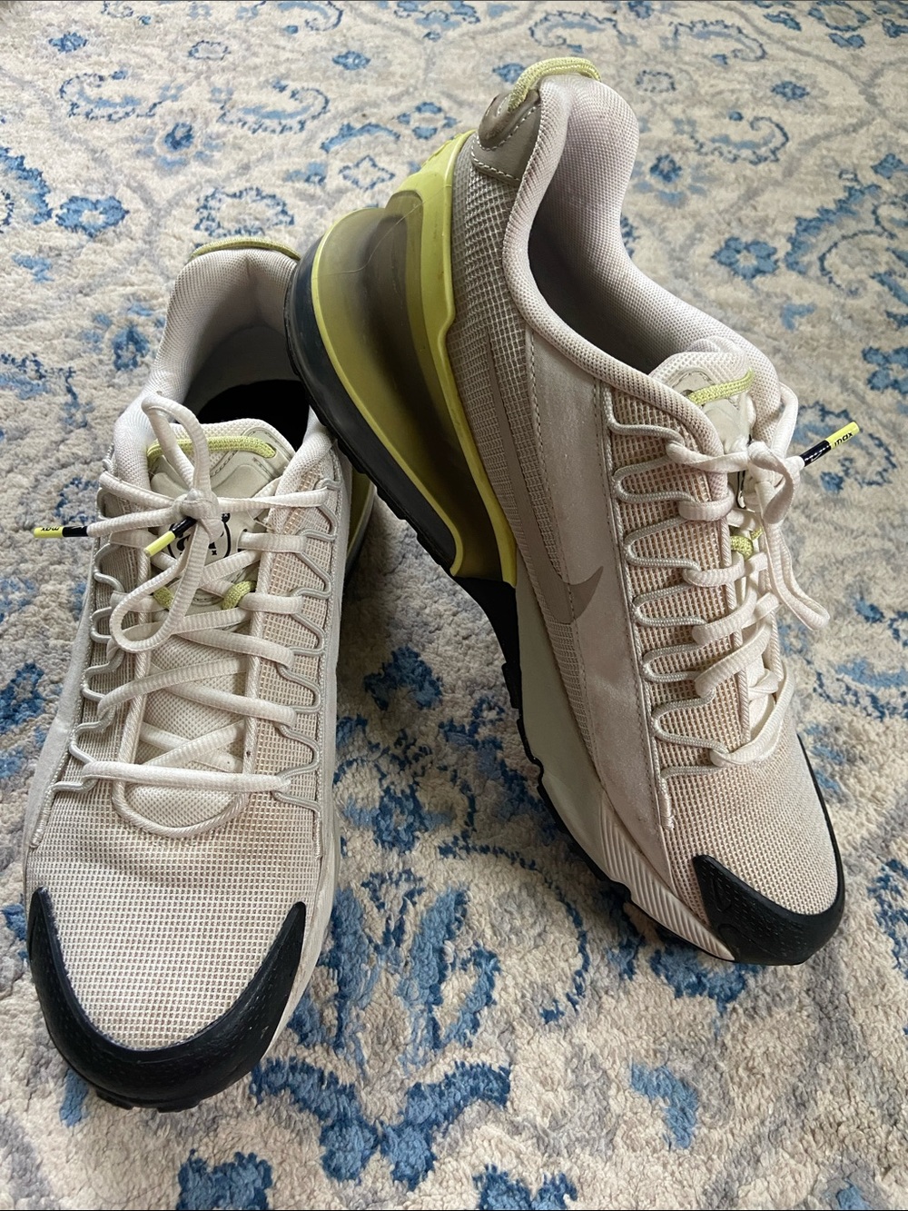 Nike Men's Air Max Pulse Roam sneakers in stone/light bone